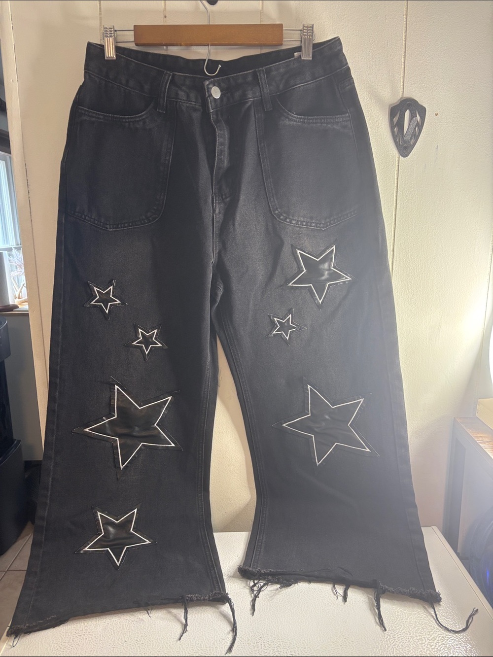 513 - Black Star-Embroidered Wide Leg Jeans - Women's